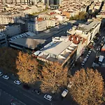 Business Life Hotel Guenesli
