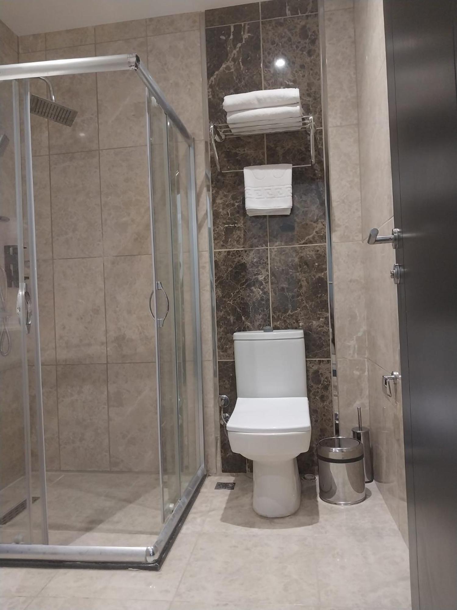 Otel Business Life Guenesli 3*