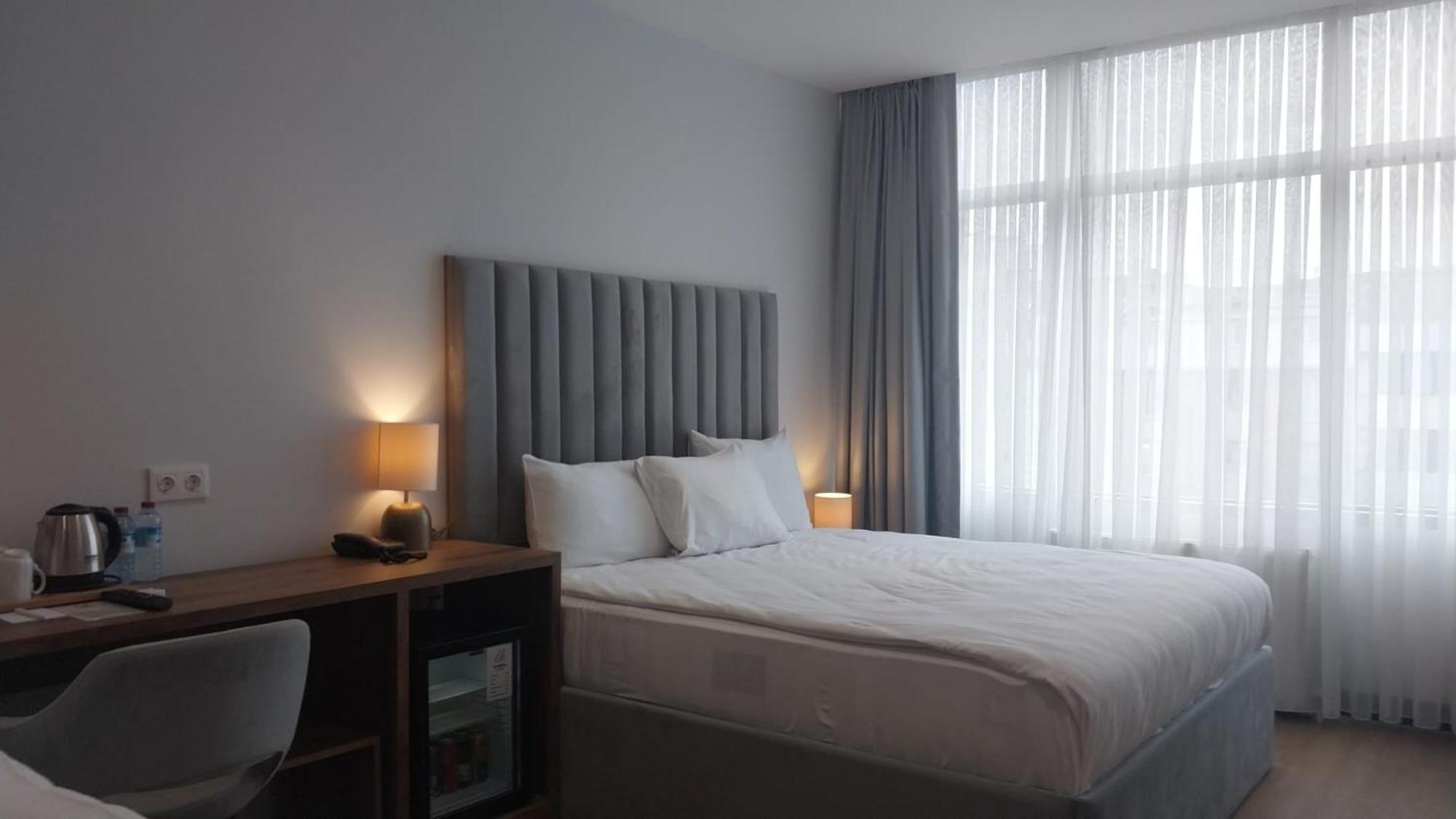Otel Business Life Guenesli